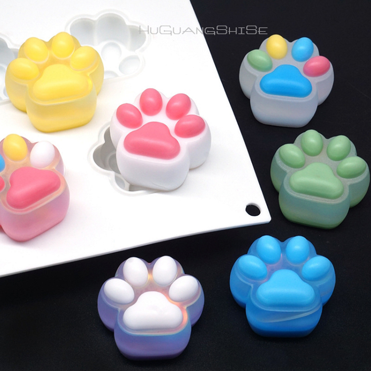 1 piece of DIY crystal epoxy mold semi-stereoscopic claw doll cute mirror frosted epoxy mold