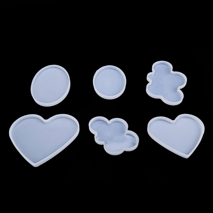 Silicone mold heart-shaped coaster jewelry making tools resin jewelry UV epoxy embossing DIY crafts