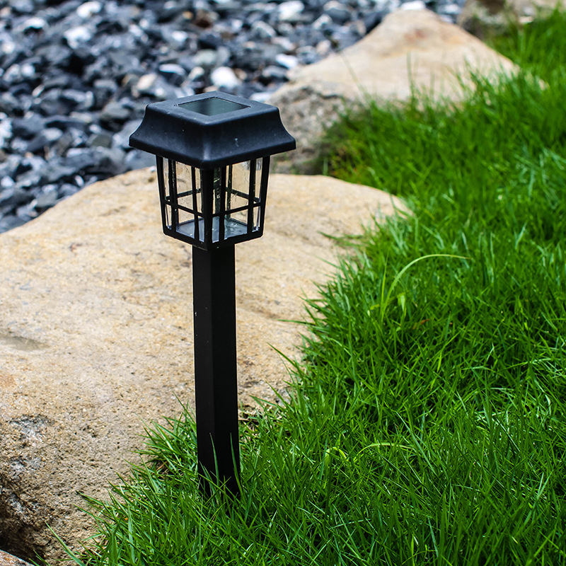 Outdoor garden landscape garden lights LED solar lawn lights black plastic floor lamp