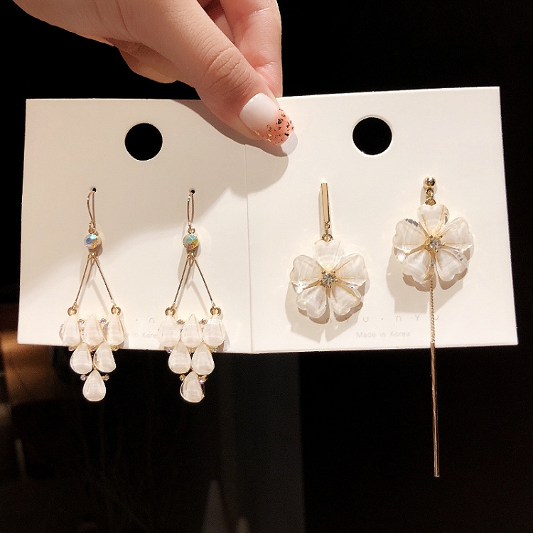 High sense of pearl crystal earrings female temperament South Korea versatile earrings earrings long simple fashion tassel earrings