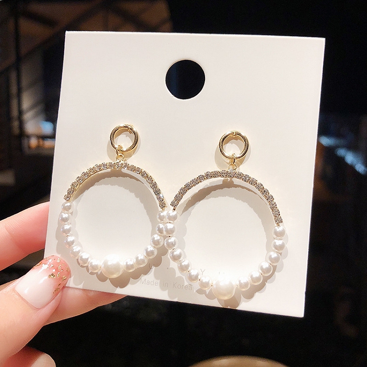 Europe and the United States fashion pearl earrings exaggerated big ring earrings with a high sense of personalized earrings