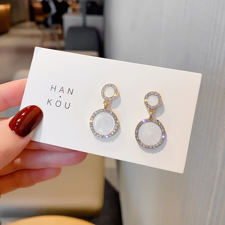 925 silver needle shell ring earrings feminine South Korea simple cool wind small 2020 new earrings