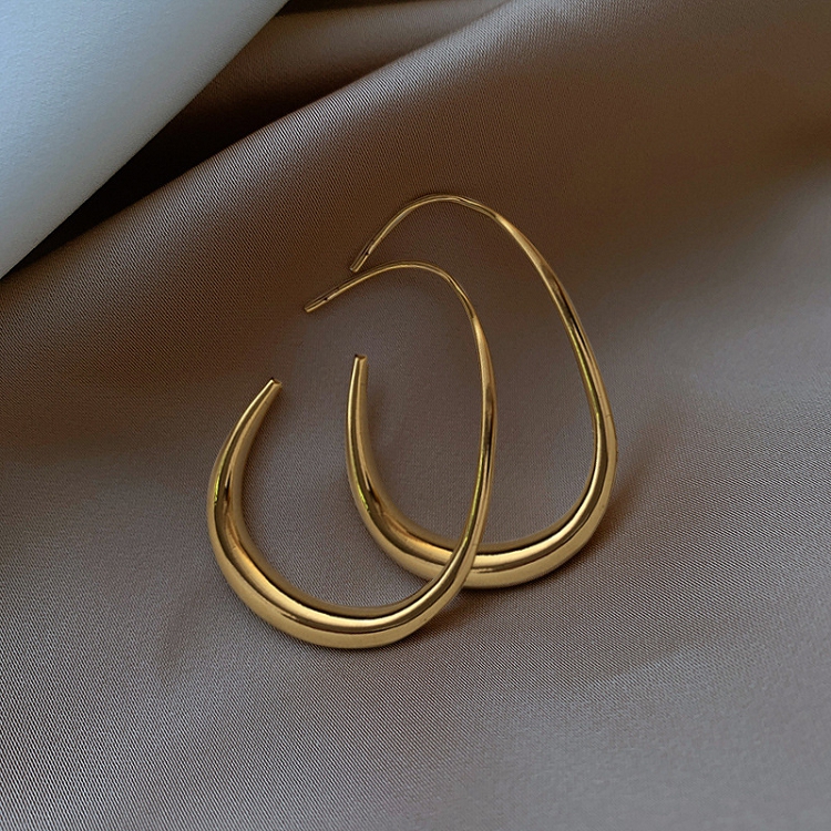 European and American designers U shape oval earrings female French minimalist beauty face metal temperament INS earrings tide 
