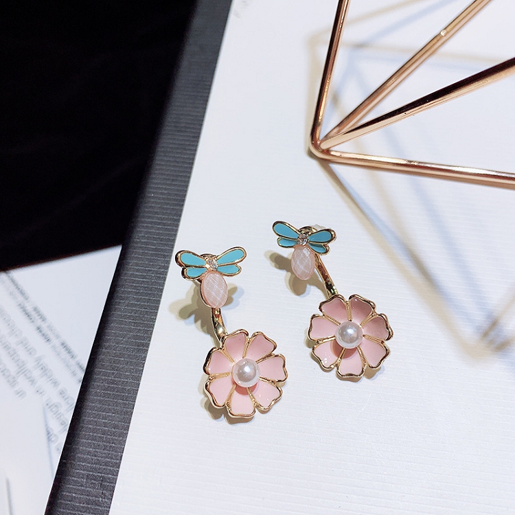 Hyuna Wind flower earrings daisies earrings dragonfly earrings 2019 new tide net celebrities senior sense of minority 