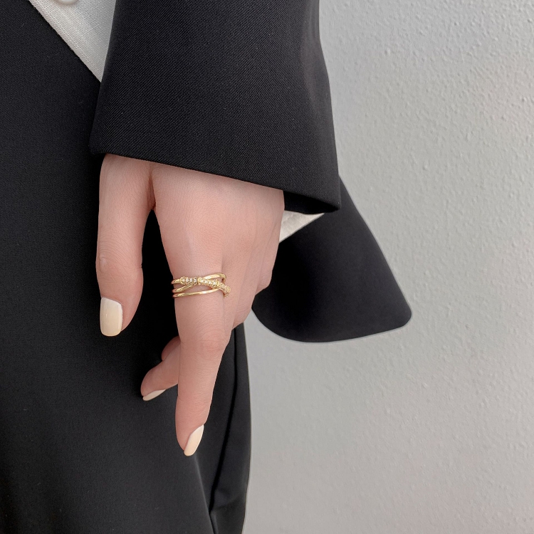 2021 New Korean girl minimalist luxury retro multi-layer diamond ring female niche design index finger plain ring 