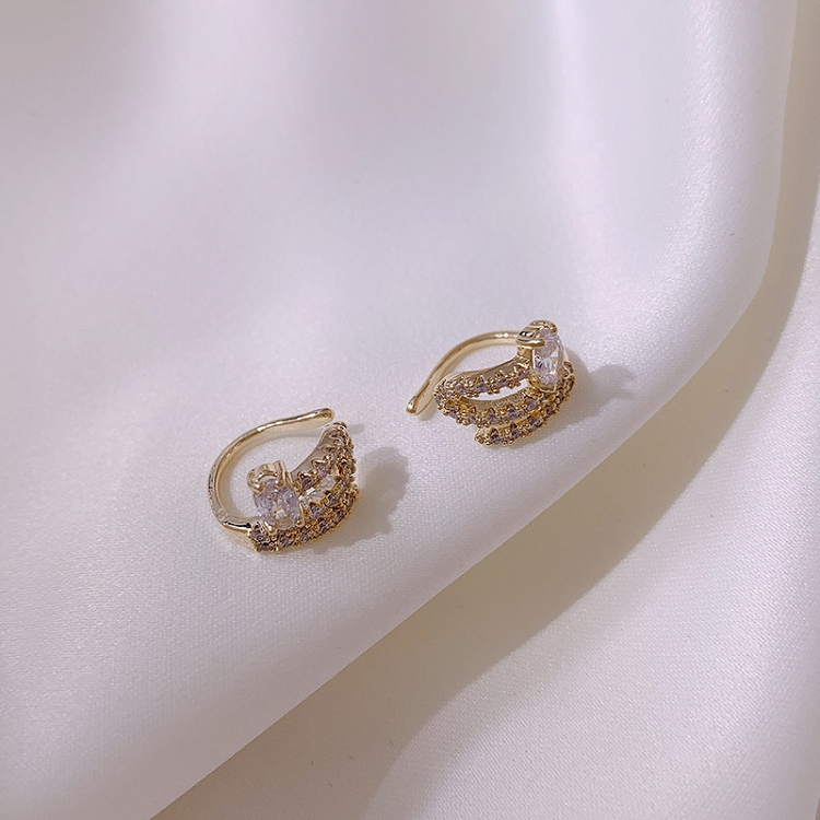 Korea Dongdaemun earrings female super fairy temperament multi-ring zircon metal pearl ear bone clip without ear hole earrings 