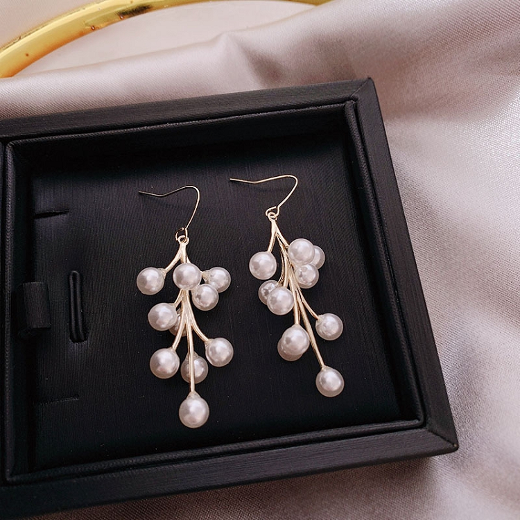 2020 South Korea new sweet S925 silver needle temperament pearl tree earrings niche INS earrings 