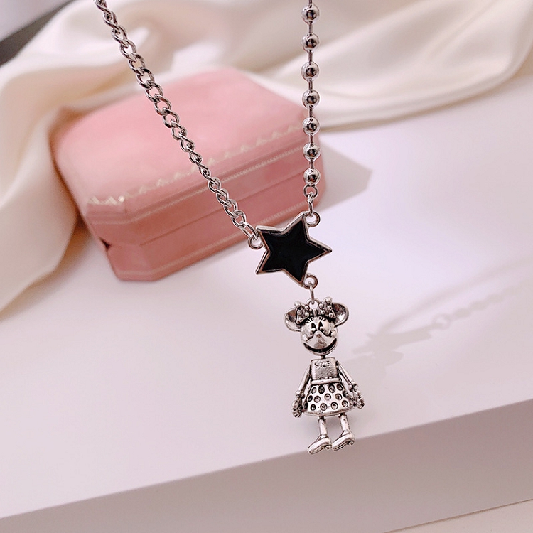 Korean girl long five-pointed star necklace female hip hop street style star retro simple personality clavicle chain 