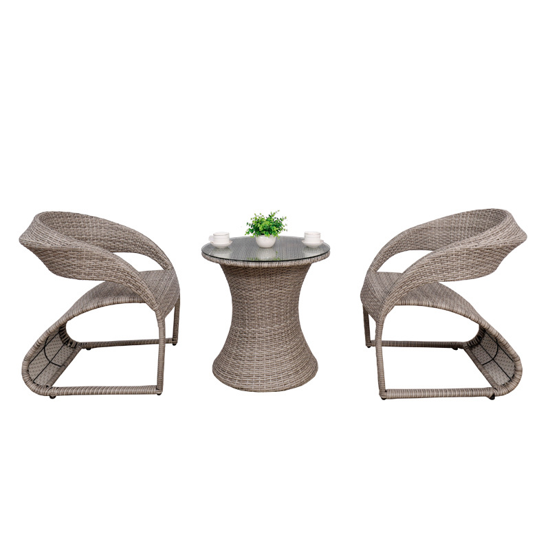 High Quality Outdoor Rattan Furniture Comfortable Backrest Creative Outdoor Garden Rattan Furniture Set