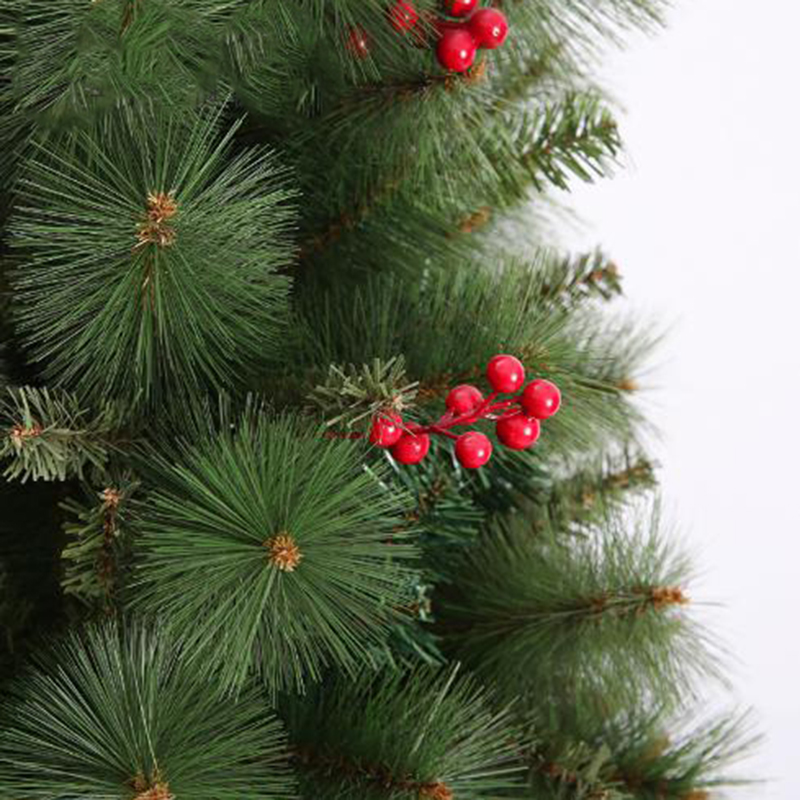 Luxury artifical pine needle Christmas tree for decoration