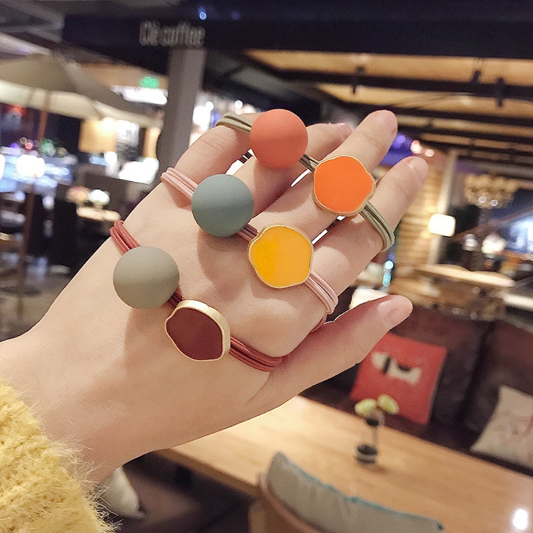 Korean version of the head rope women simple beads tied hair rubber band leather set hair ring small fresh tied hair tied ponytail hair accessories