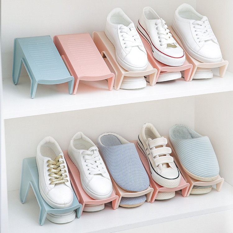 Household storage shoe rack double shoe holder plastic integrated simple space saving simple and economical shoe storage rack