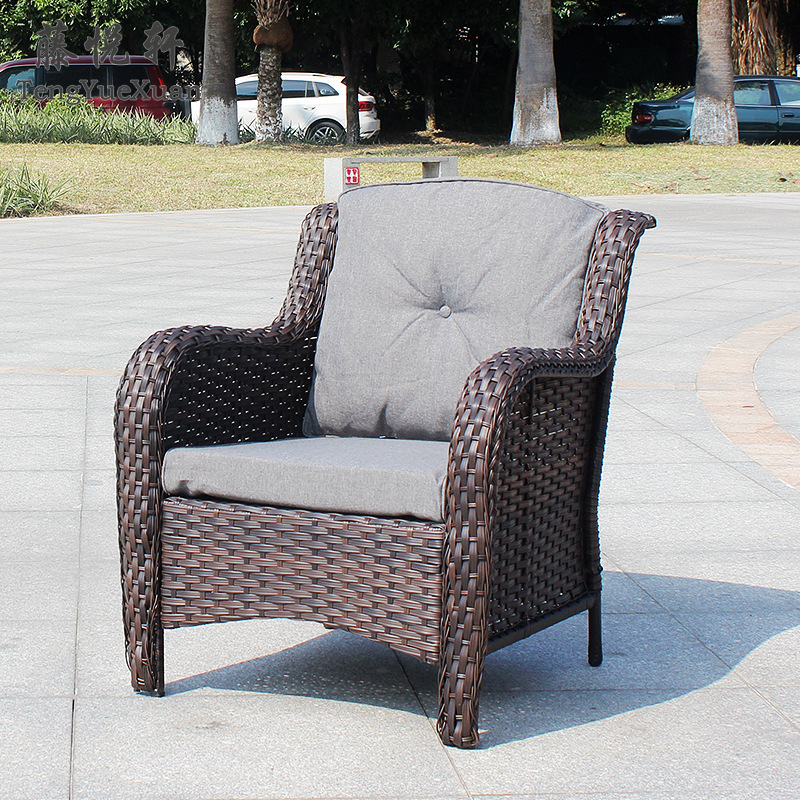 Luxury garden rattan chair outdoor dining table and chair PE rattan furniture sofa set