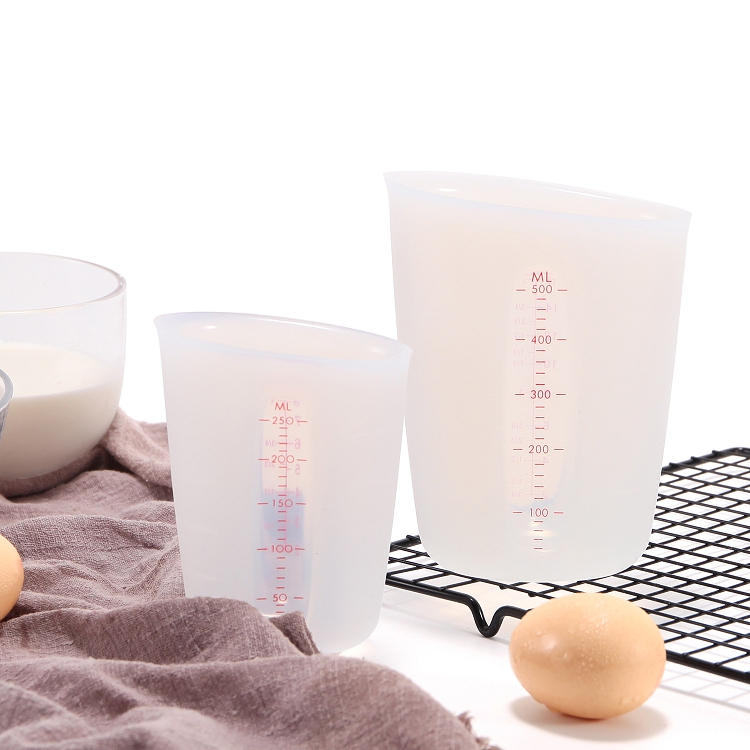 Silicone measuring cups thicken liquid digital kitchen measuring cups white Soft measuring cup baking tools