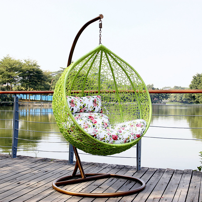 2021 Hot sale Heavy Duty Patio Rattan Garden Furniture Wicker Swing Chair with Cushion