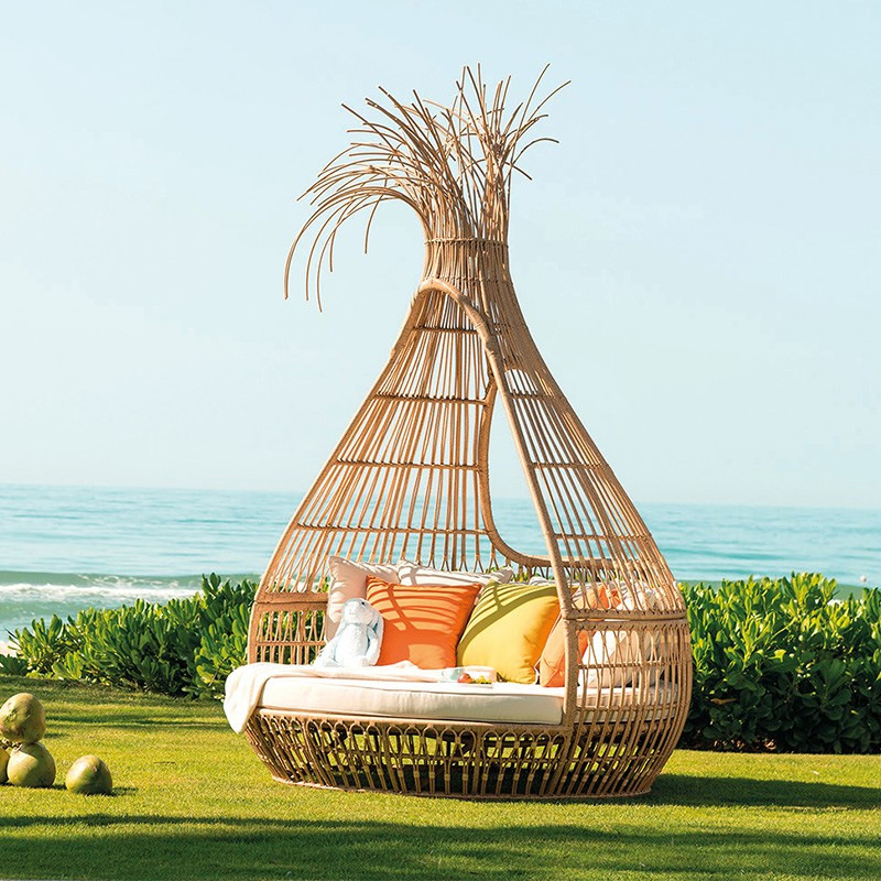 Courtyard Hotel Garden Rattan Bird Cage Luxury Outdoor Furniture Custom Lounge Set Sofa